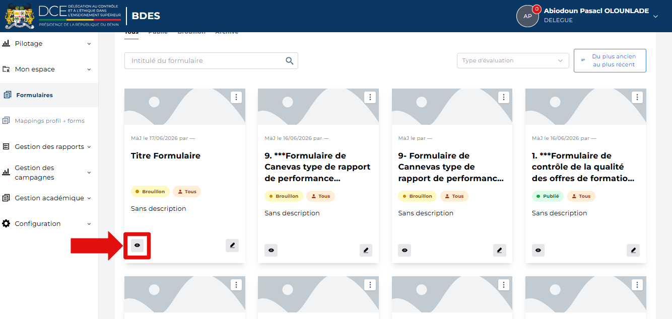 Raccourci œil en bas de la carte de formulaire